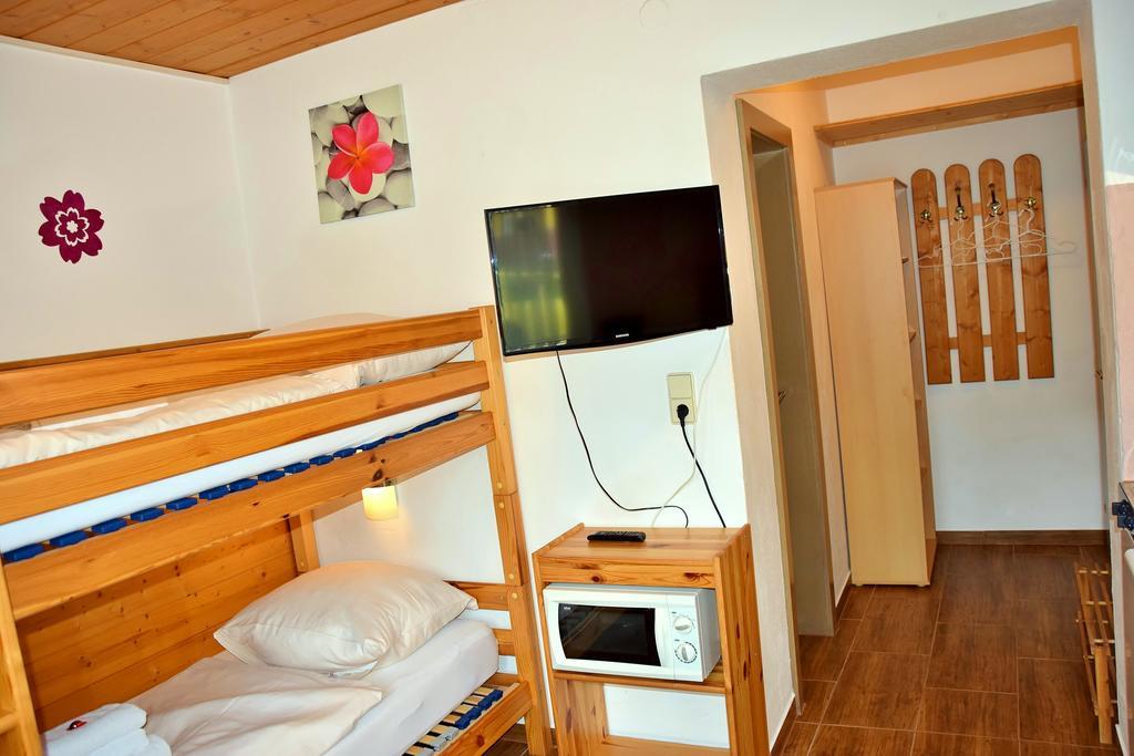 Astoria Appartements Оберау Экстерьер фото